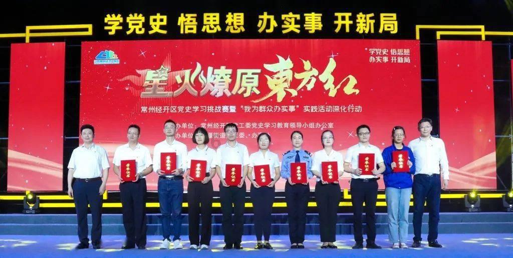 玄凤鹦鹉怎么养才亲人？游戏画面